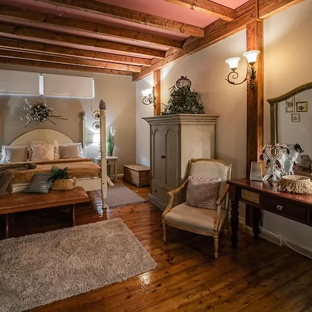 The Lemon Tree Apartman *