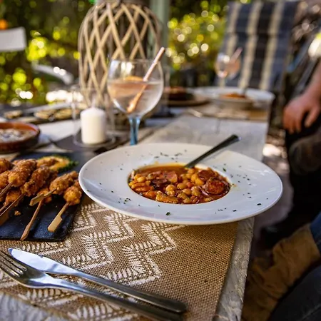 The Lemon Tree Apartman *